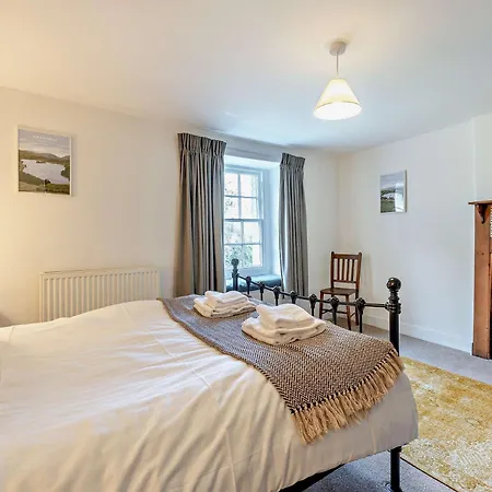 3 Bed In Sz174 Braithwaite