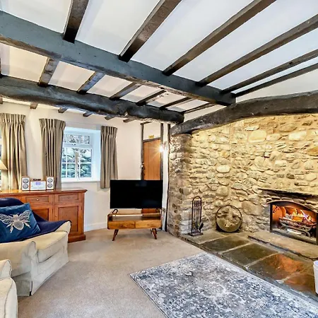 بيت للعطل 3 Bed In Sz174